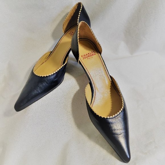 NWOT CHARLES JOURDAN Vintage Navy & Tan Leather D'Orsay Heels 6.5